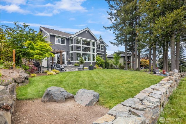 6410 Fairway Place SE, Snoqualmie, WA 98065