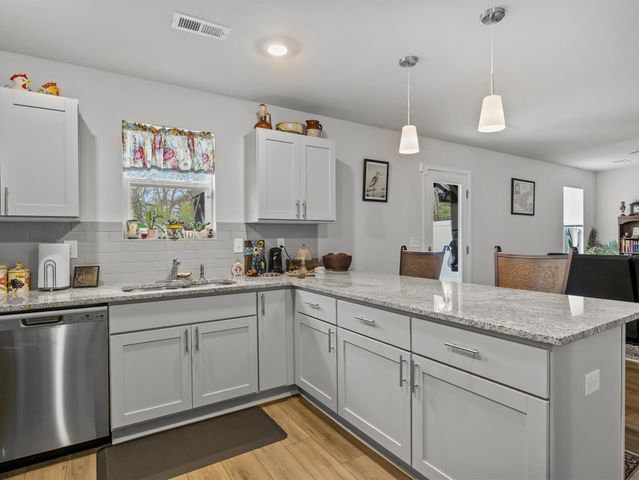 314 Carramore Drive, Inman, SC 29349