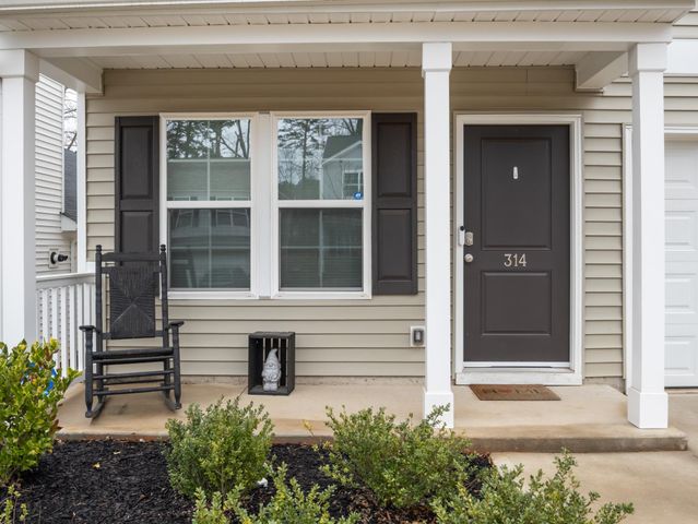 314 Carramore Drive, Inman, SC 29349