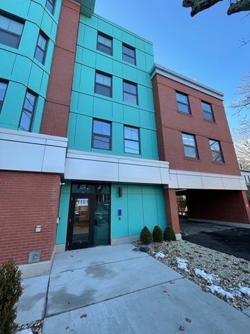 1151 Walnut St 306, Newton, MA 02461