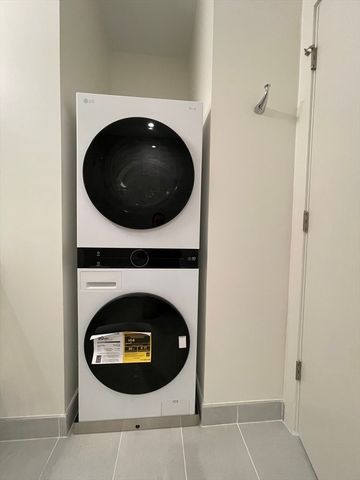 1151 Walnut St 306, Newton, MA 02461