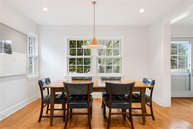 21 Orchard Road, Larchmont, NY 10538