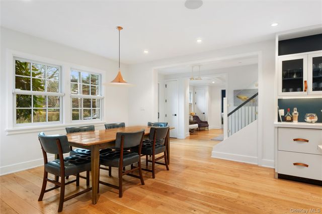 21 Orchard Road, Larchmont, NY 10538