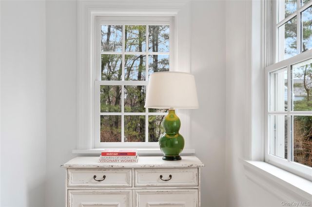 21 Orchard Road, Larchmont, NY 10538