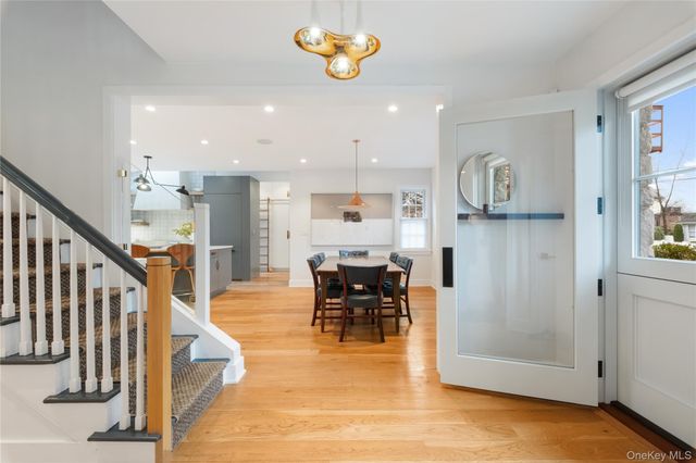 21 Orchard Road, Larchmont, NY 10538