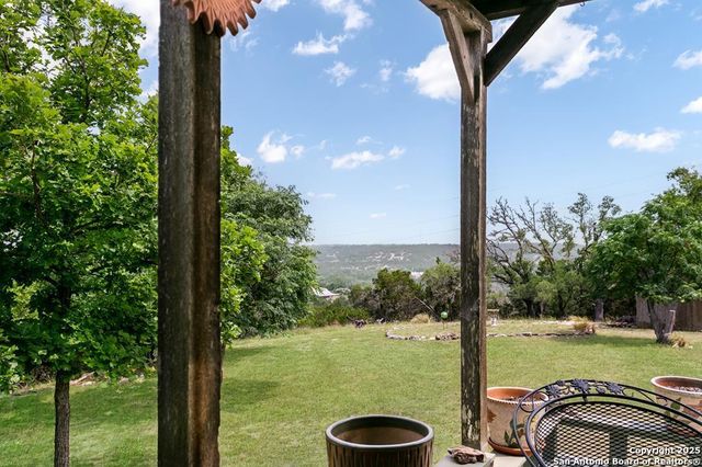 260 Chinaberry Lane, Fredericksburg, TX 78624
