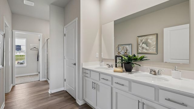 4737 173rd Street, Urbandale, IA 50322