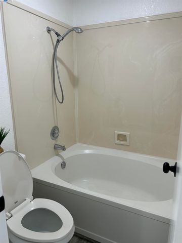 730 Morissette Way, Vacaville, CA 95687