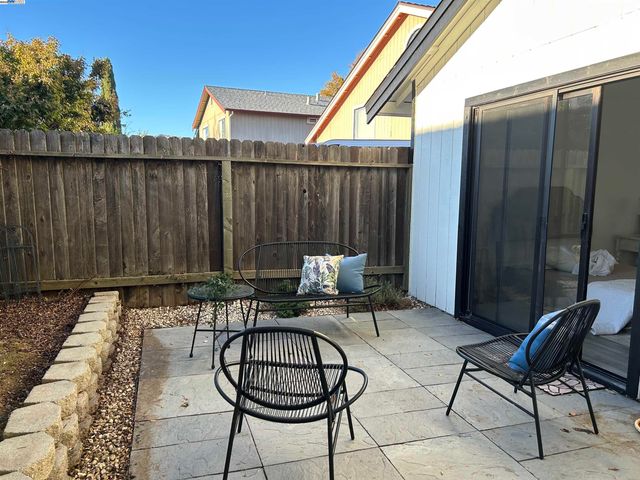 730 Morissette Way, Vacaville, CA 95687