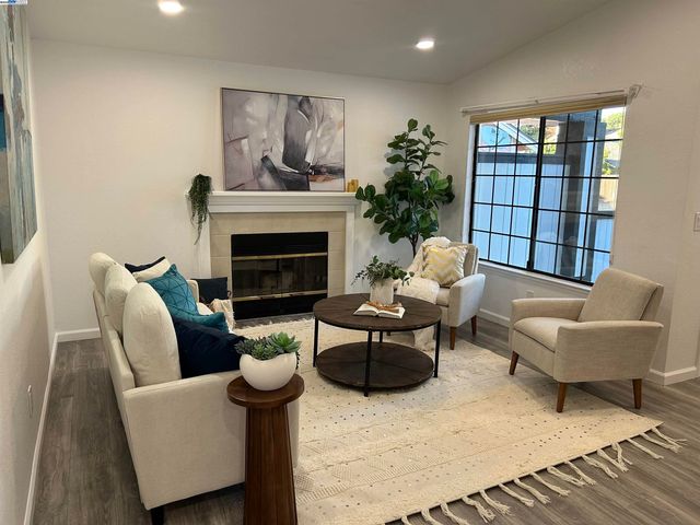 730 Morissette Way, Vacaville, CA 95687