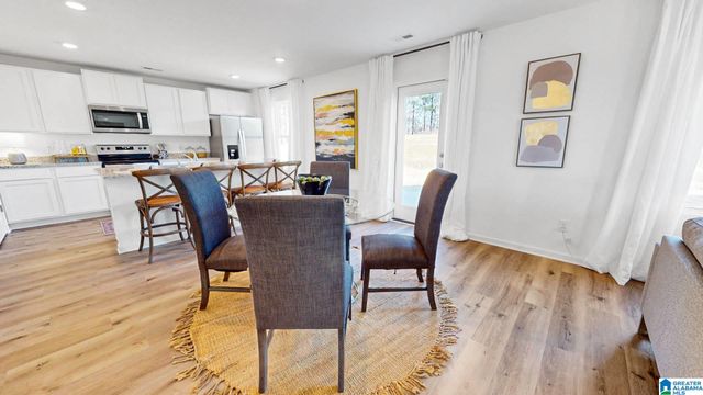 304 HALIFAX LANE, Chelsea, AL 35043