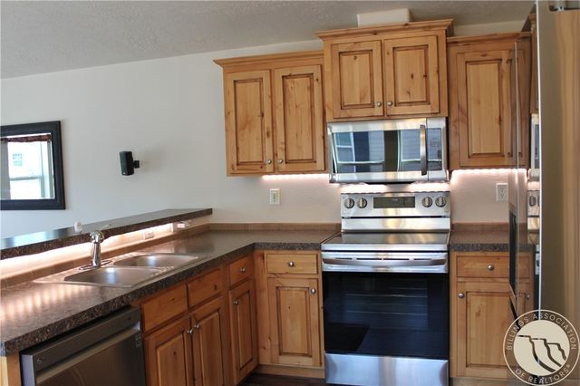 1016 COUTTS AVENUE, Red Lodge, MT 59068