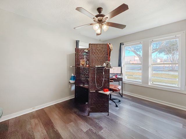 100 S 35th Street, Corsicana, TX 75110