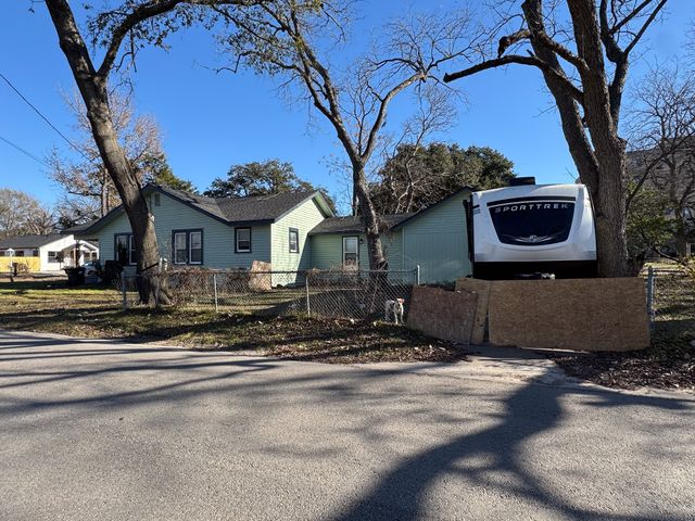 100 S 35th Street, Corsicana, TX 75110