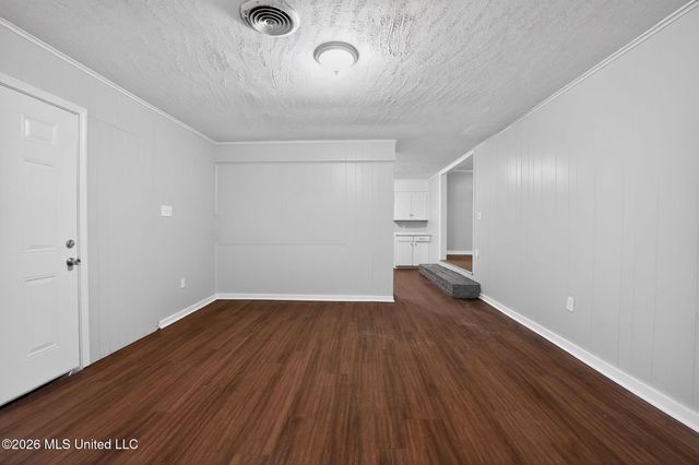 764 Avalon Road, Jackson, MS 39206