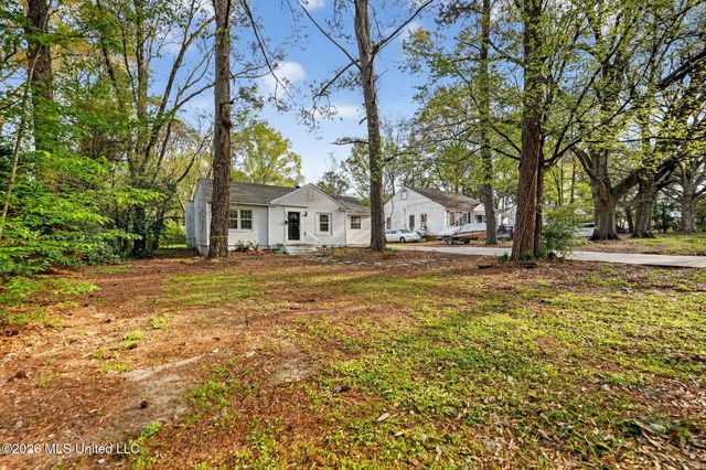 764 Avalon Road, Jackson, MS 39206