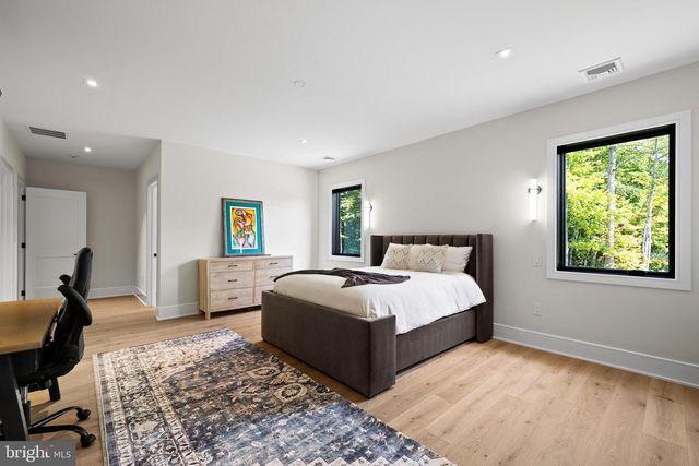 5895 RODGERS RD, Pipersville, PA 18947