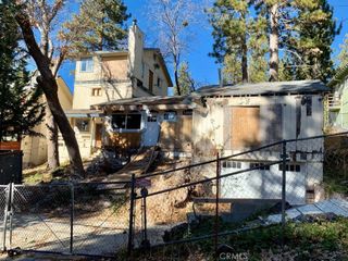 33130 Ridge Road, Running Springs, CA 92382