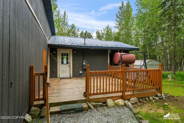 7301 W Island Lake Drive, Wasilla, AK 99623