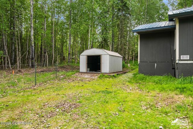7301 W Island Lake Drive, Wasilla, AK 99623