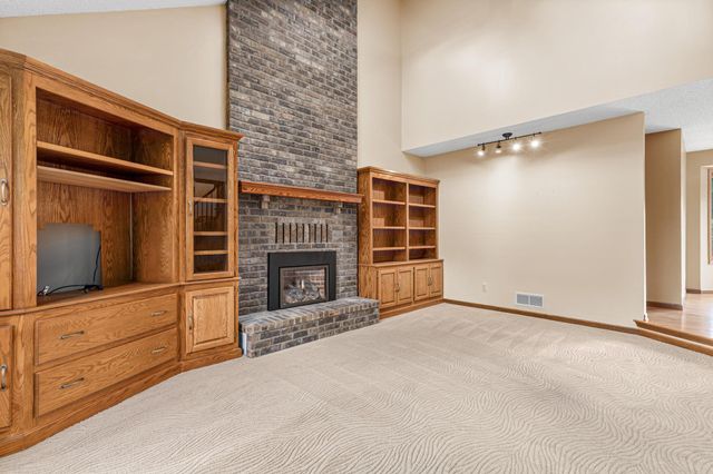 2576 132nd Lane NW, Coon Rapids, MN 55448