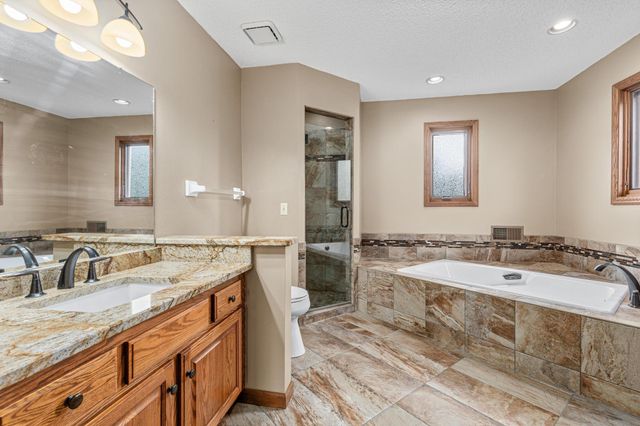 2576 132nd Lane NW, Coon Rapids, MN 55448