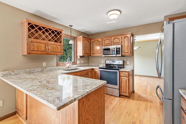 2576 132nd Lane NW, Coon Rapids, MN 55448