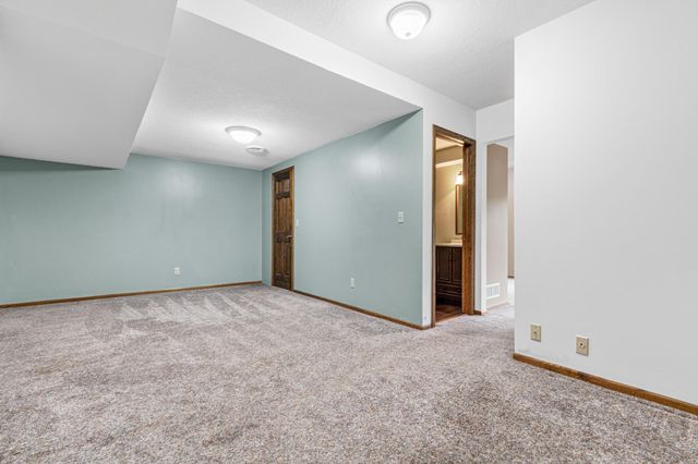 2576 132nd Lane NW, Coon Rapids, MN 55448