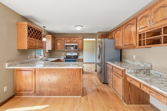 2576 132nd Lane NW, Coon Rapids, MN 55448