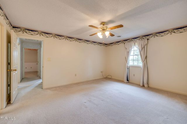 203 Sasanoa Court, Kingsport, TN 37664