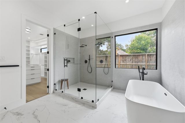 519 W 30th Street, Houston, TX 77018