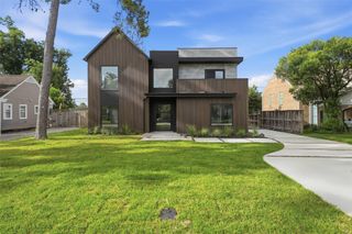 519 W 30th Street, Houston, TX 77018