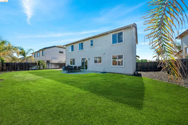 1525 Coleridge Way, Discovery Bay, CA 94505