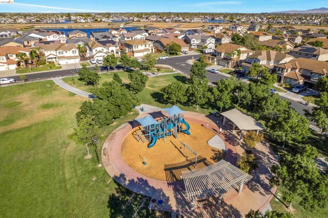 1525 Coleridge Way, Discovery Bay, CA 94505