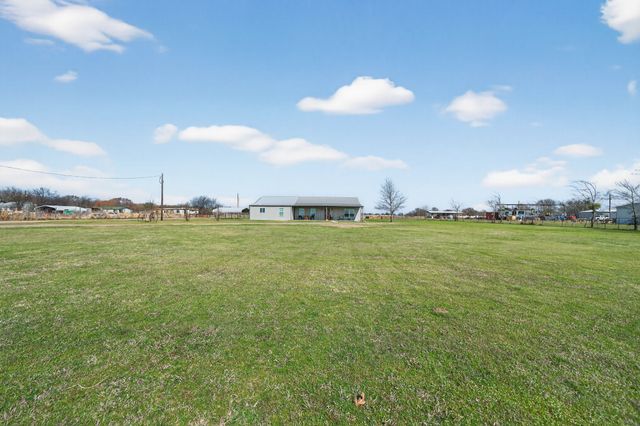 2444 Vz County Road 2813, Mabank, TX 75147