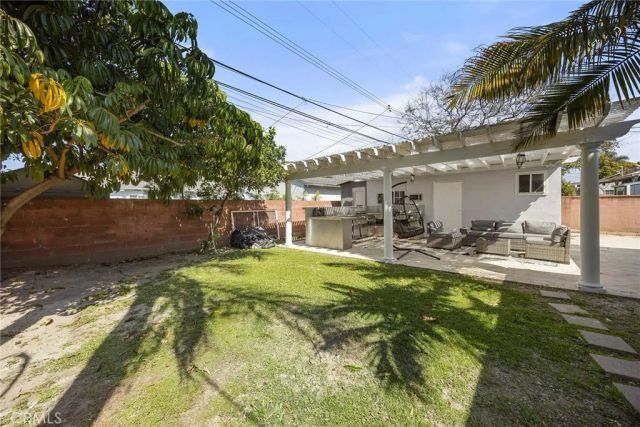 8049 Coral Bell, Buena Park, CA 90620