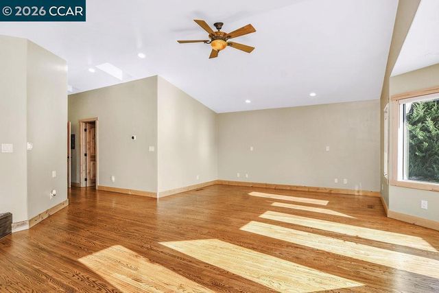 5308 Vista Point Ct, Concord, CA 94521