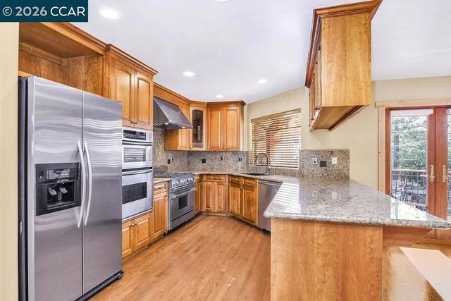 5308 Vista Point Ct, Concord, CA 94521