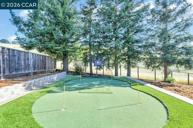 5308 Vista Point Ct, Concord, CA 94521