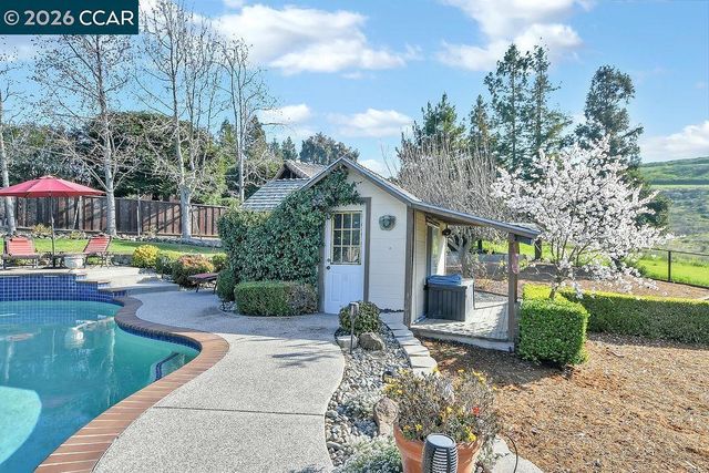 5308 Vista Point Ct, Concord, CA 94521