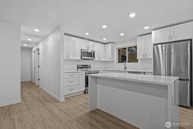 21316 188th Avenue SE, Renton, WA 98058