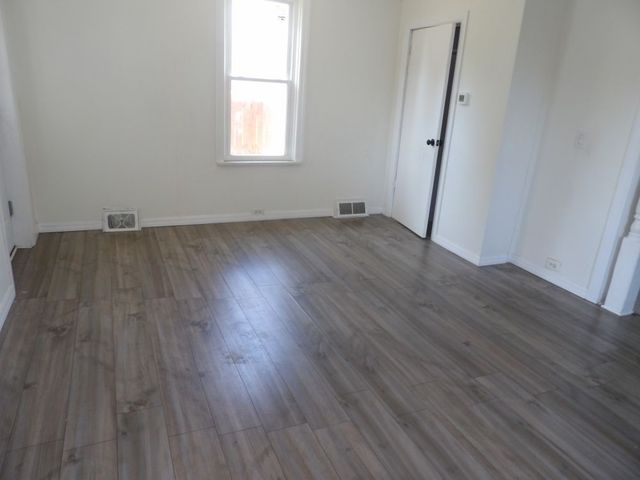 2509 2nd Ave, Koppel, PA 16136
