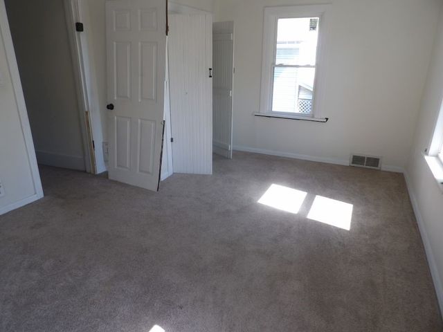2509 2nd Ave, Koppel, PA 16136