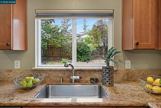 430 Derby Ct, Pleasant Hill, CA 94523