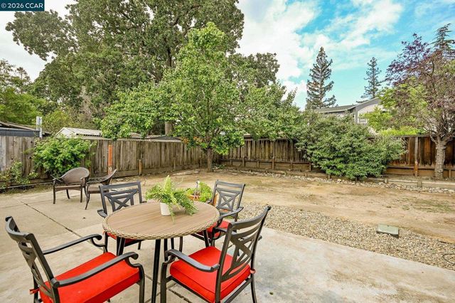 430 Derby Ct, Pleasant Hill, CA 94523