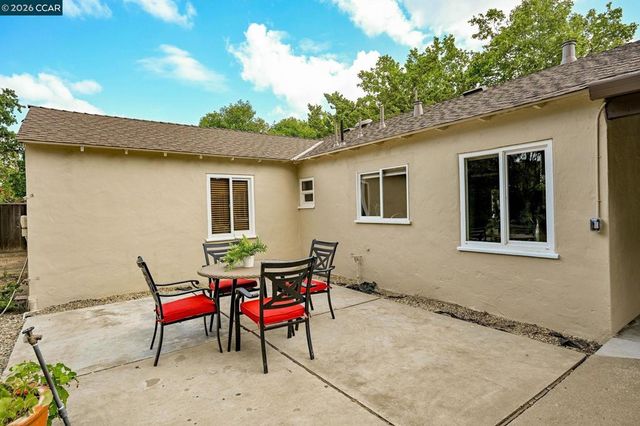 430 Derby Ct, Pleasant Hill, CA 94523