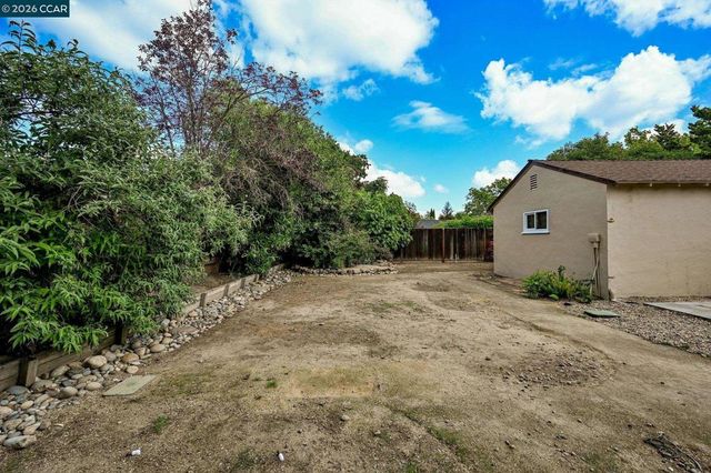 430 Derby Ct, Pleasant Hill, CA 94523