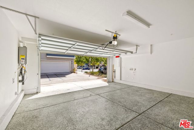 757 Daniel Freeman Circle, Inglewood, CA 90301