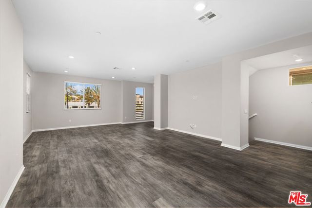 757 Daniel Freeman Circle, Inglewood, CA 90301
