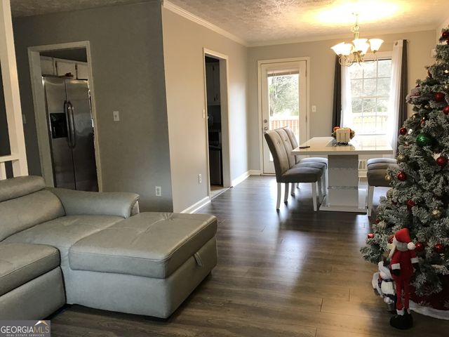 40 Belmont Park Lane, Ellenwood, GA 30294